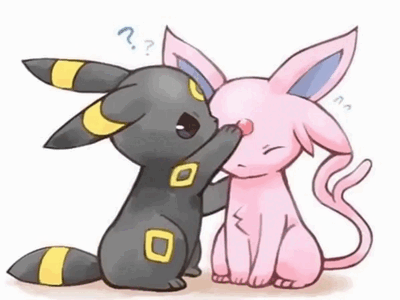 Un câlin entre Noctali et Mentali — GIF animé Pokémon